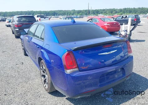 2018 Chrysler 300 Touring z USA, uszkodzony, nr VIN 2C3CCAAG8JH274957